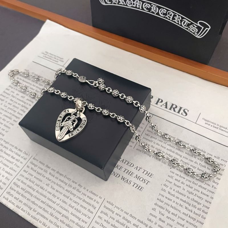 Ch**me He**ts necklaces